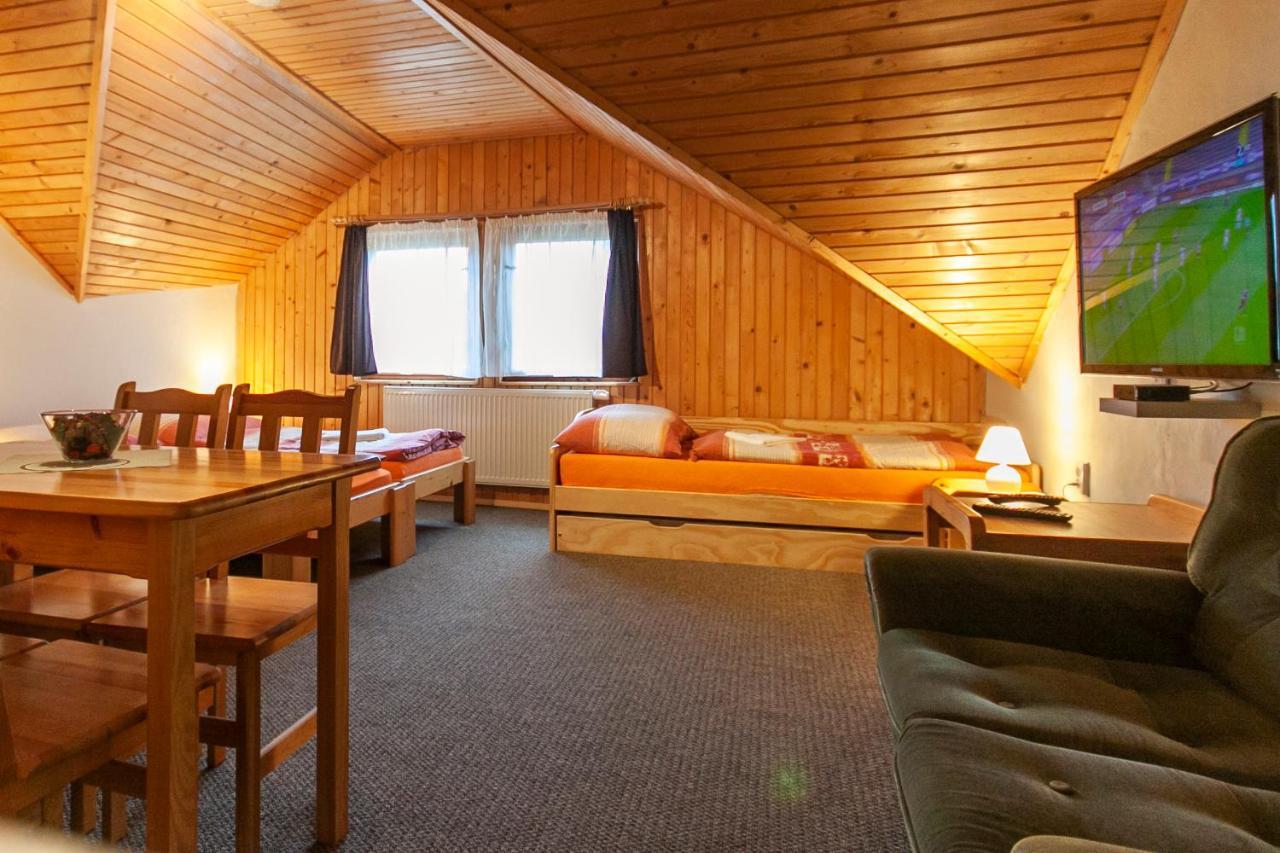 Levial Rooms Вельки-Славков Экстерьер фото
